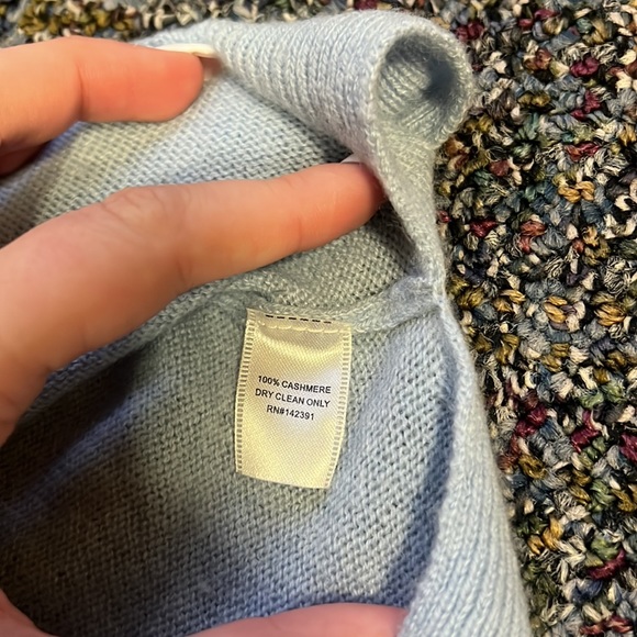 vintage proJect light blue Cashmere sweater. Size Medium. - Picture 4 of 5